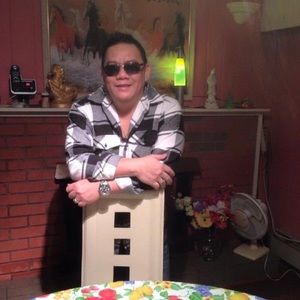 Meet your Posher, Hiep